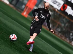 Beşiktaş Derbiye İddialı Hazırlanıyor